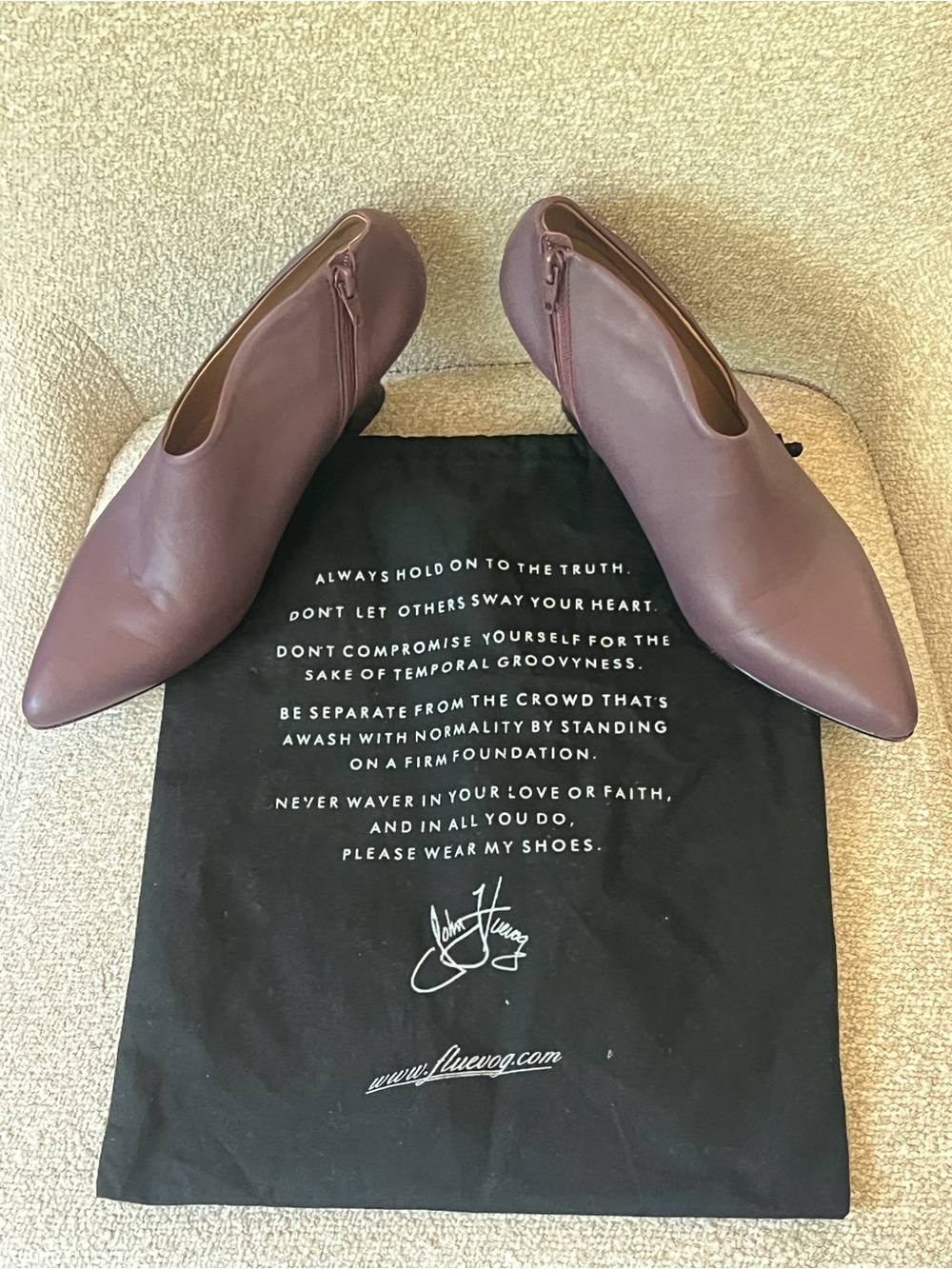 John Fluevog Women's purple/mauve color Leather Pointed Zip Booties. Size 8.5